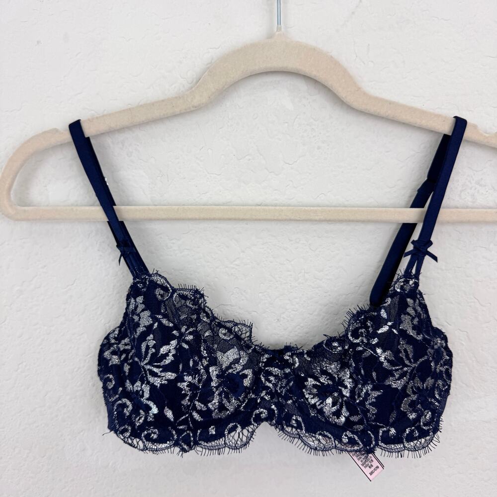 Victoria's Secret Womens Dream Angels Push Up Bra Size 32C Without Padding Blue